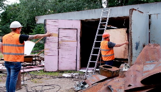 Демонтаж гаражей в Ейске, цена от 1748 руб. – услуги под ключ от 2Землекопа-Еск